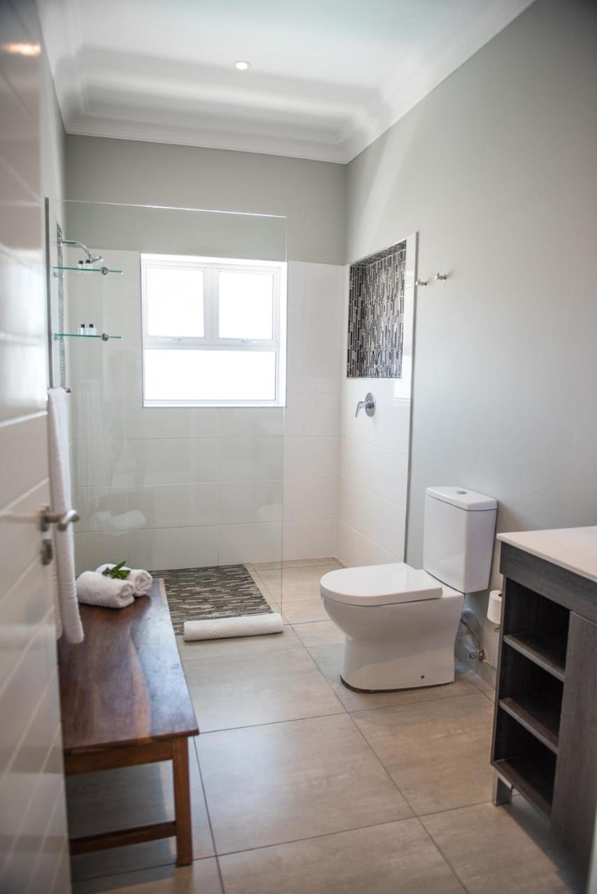 The Whale On Main B&B Hermanus Εξωτερικό φωτογραφία