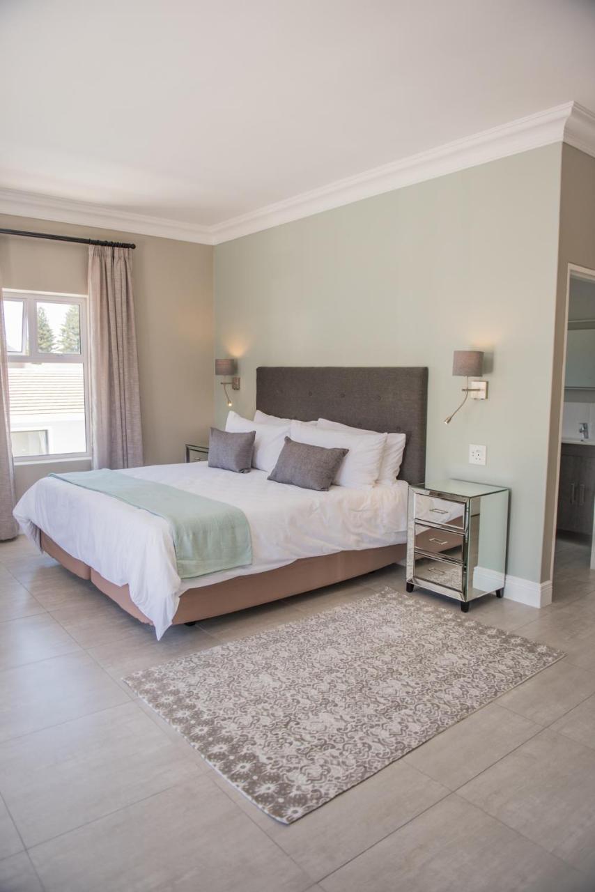 The Whale On Main B&B Hermanus Εξωτερικό φωτογραφία